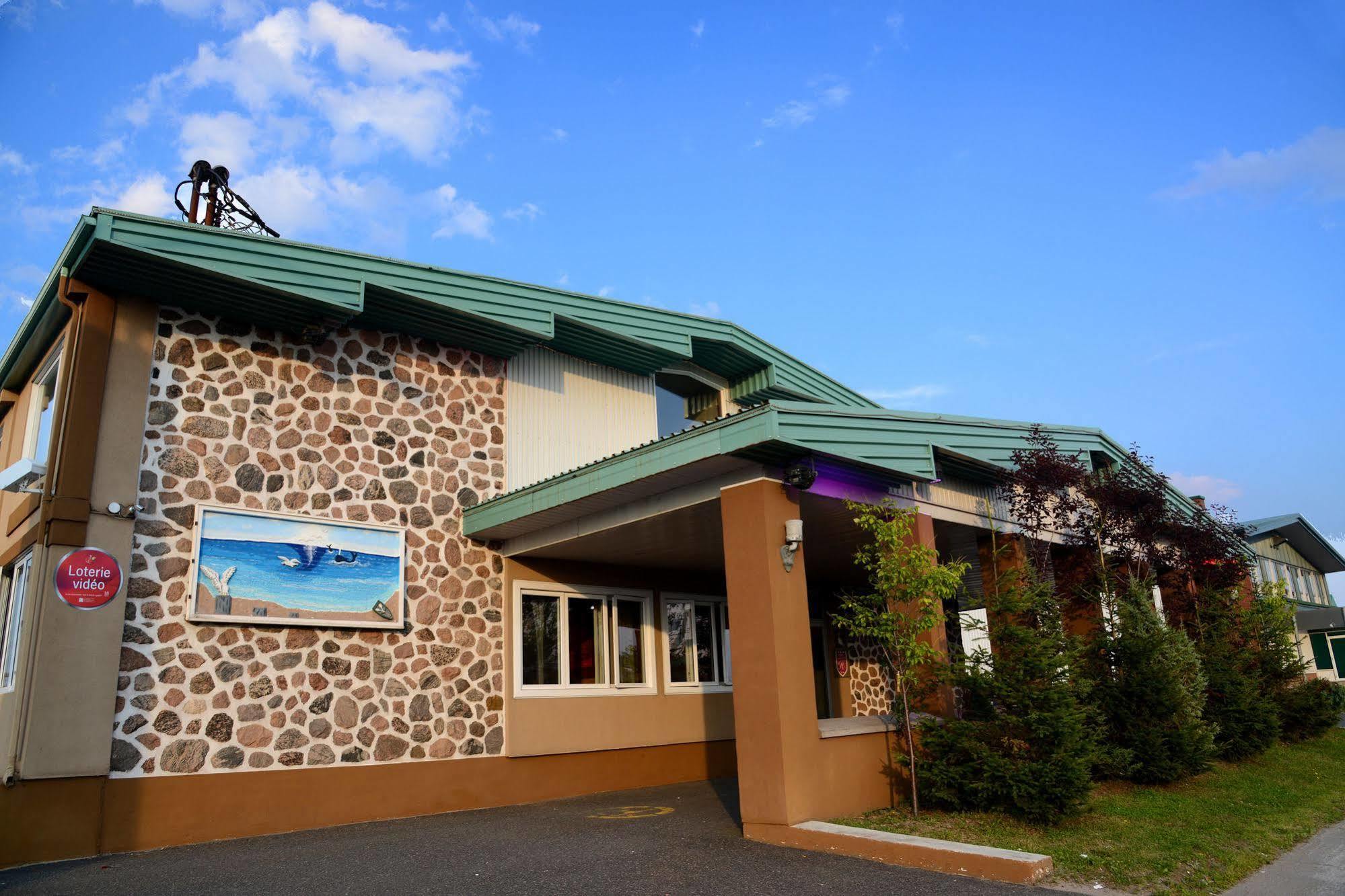 Hôtel Les Mouettes Sept-Îles Exterior foto